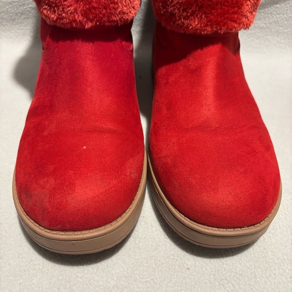 GBG Red Buckle Accent Cushioned Adlea Ankle Boots size 7 M - Picture 5 of 8